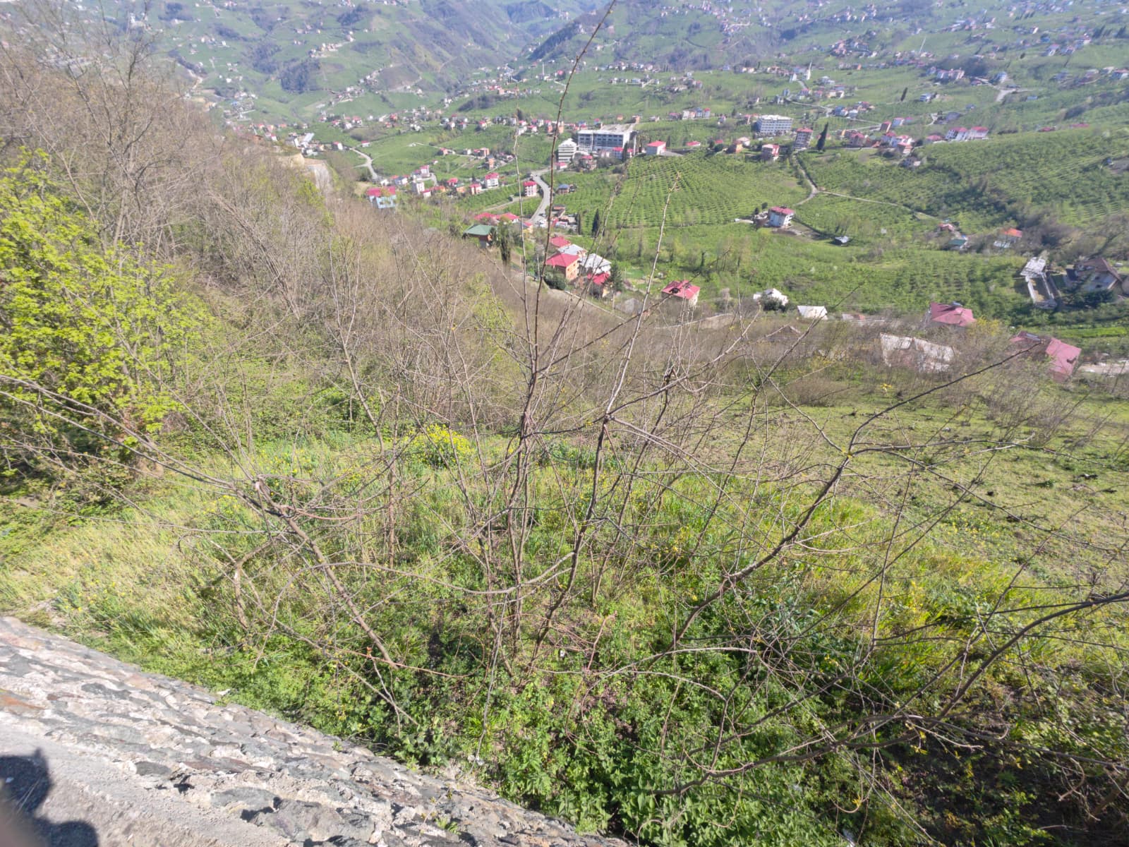 MABEL'DEN GÜRBULAKTA VİLLALIK 1.7 DÖNÜM DOĞA MANZARALI ARSA